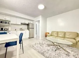 Earles Guest room in Vancouver East