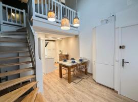 Triplex Léonie - Standing and Comfort - 3 étoiles, Hotel in Cluses