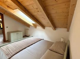 IL PINO CEMBRO Apartment Val di Sole, Hotel in Terzels