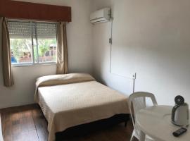 Departamentos LT3, hotel a Las Toscas