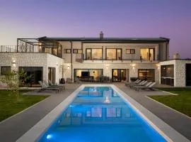 Nice Home In Bale With Sauna