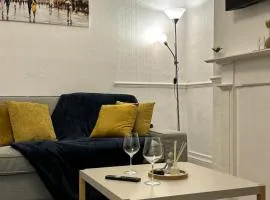 Big 4Bedroom Contractors Professionals &Families