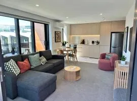 Prime Spot Brand New Luxury Apartment