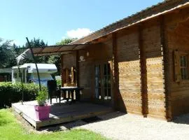 Chalet avec Terrasse pour 6 personnes à Bieuzy - API-1-52-1303