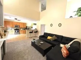 Vyntra House - Pool Table - 15 Min to Fort Jackson