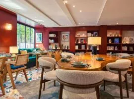 Mercure Paris Butte Montmartre Basilique