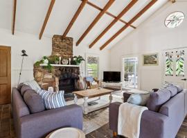 Aroha - Character Filled Coastal Home in Prevelly, hotell sihtkohas Prevelly