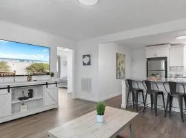 Azul Condos 4 2Bedroom