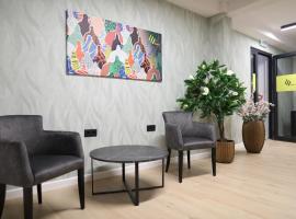 44roomsMarghita, Hotel in Marghita