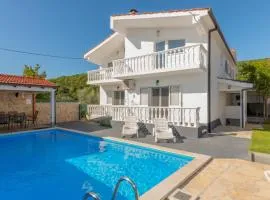 Villa Kaya - Makarska by Villas Guide