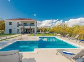 Villa Lea-Makarska by Villas Guide
