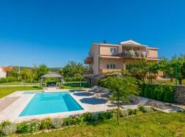 Villa Prunus Laurus-Makarska by Villas Guide