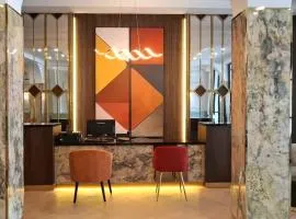 Front One Hotel Mesir Surabaya