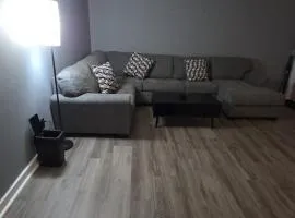 Private Jacuzzi & Fire Pit Urban Retreat