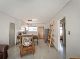 Modern 2 bed apartment - TH61
