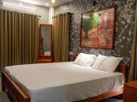 Vista Chembra Service Apartment 20B