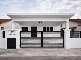 The Suri in Jalan Kebun Shah Alam