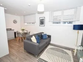 Modern 2 Bedroom Apartment in Central Wigan