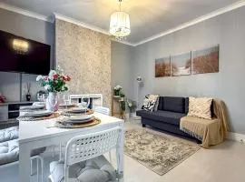 Quite and new Glasgow house, Commore Drive