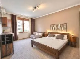 Heart of the City Stunning city View,Balcony Free Wi-Fi