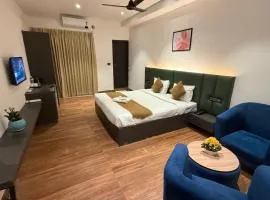 Hotel Kingdom Suites Near Elements Mall, Manyata Tech