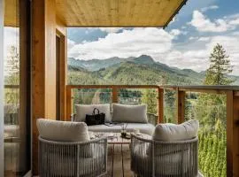 Cyrhla Mountain View with Saunarium & Heated Summer Pool by BQQK