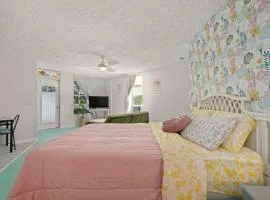 Sebring Circle Studio Stay- Postcard Mural Views