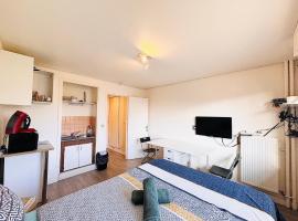 Studio pour 2 près de la gare, hotel i Melun
