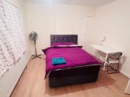 House Near Brookes University and Oxford Hospitals