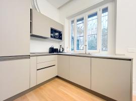 Elegantis Aventino Suite Apartment - Colosseo, Metro and Circo Massimo Nearby, отель в Риме