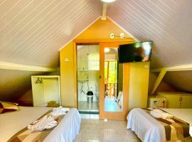 Pousada Villa Três, hotel in Serra Negra