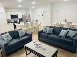 Blue Mantle Charlotte Hideaway