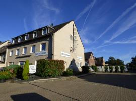 Hotel Alt Büttgen, hotel perto de Aeroporto de Düsseldorf - Monchengladbach - MGL, Kaarst