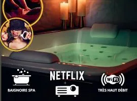 Suite craz'in Love Room, jacuzzi, cinéma, Camargue