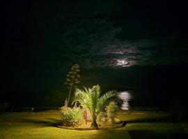 Aegean View Smart Living Suite, hotel em Kassandria