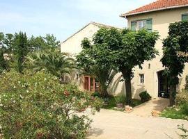Logis Auberge Du Chateau, hotel v destinaci Margon