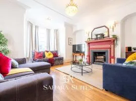 Modern Contractor Home - Parking