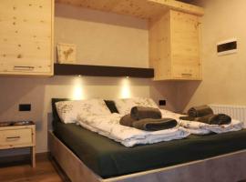 Ciesa Le Crepedele - Miniappartamento Zirum, hotel a Sottoguda