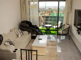 Luxury 17th-Floor 1-Bedroom near Junction Mall with City Views, Pool, Gym & Automatic full body Massage Chair