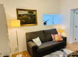 Charming 4-bedroom House with terrace