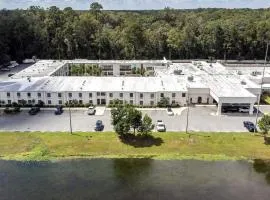 Clarks Inn Savannah Airport
