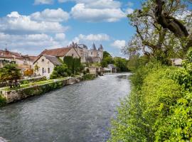 Charmante Maison, viešbutis mieste Verteuil-sur-Charente