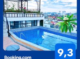 Jade Scene Hotel, hotel in Hue