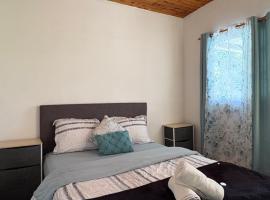 Habitación Piña，Paso Ancho的飯店