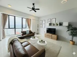 Family Friendly 3BR Seaview High Floor Suite for 10 Bathtub N Sauna Near Gurney Jazz Suites