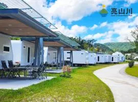 Lands & Stream Resort Park - Camping