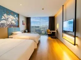 Magnotel Tongxiang Shimao Center