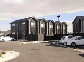 Brand New 2Bed2Bath By Playground Near Town Centre