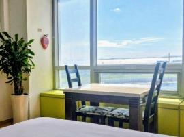 Cozy - Experience Home like Comfort Studio, hotel in Incheon