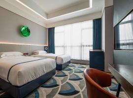 Zhanjiang Lianjiang Shuangde Fengdu Hotel, hotel en Lianjiang